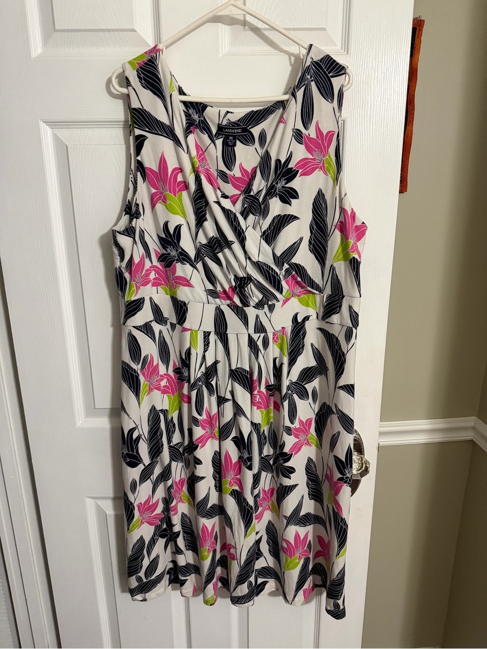 Lands End  Pink Floral Sleeveless Fit & Flare Dress- 2X( 20-22) stretchy